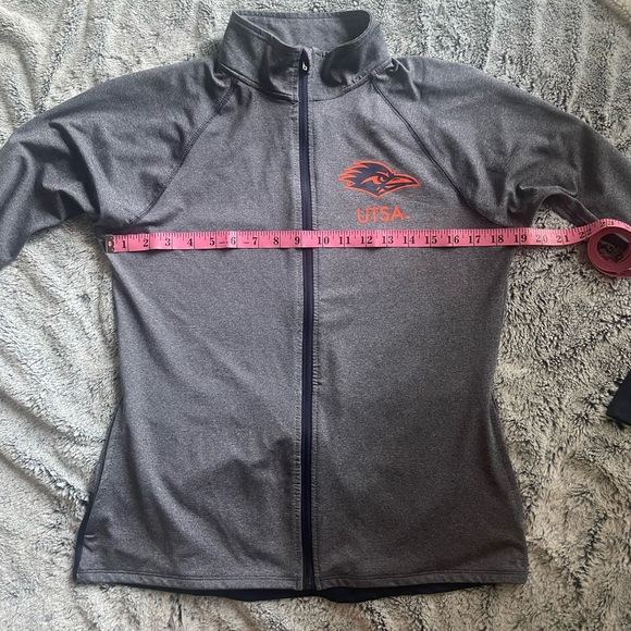 Rivalry Threads UTSA Jacket - Picture 8 of 11